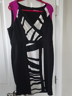 Calvin Klein Black & White Geometric Midi Dress with Magenta Shoulder Accents